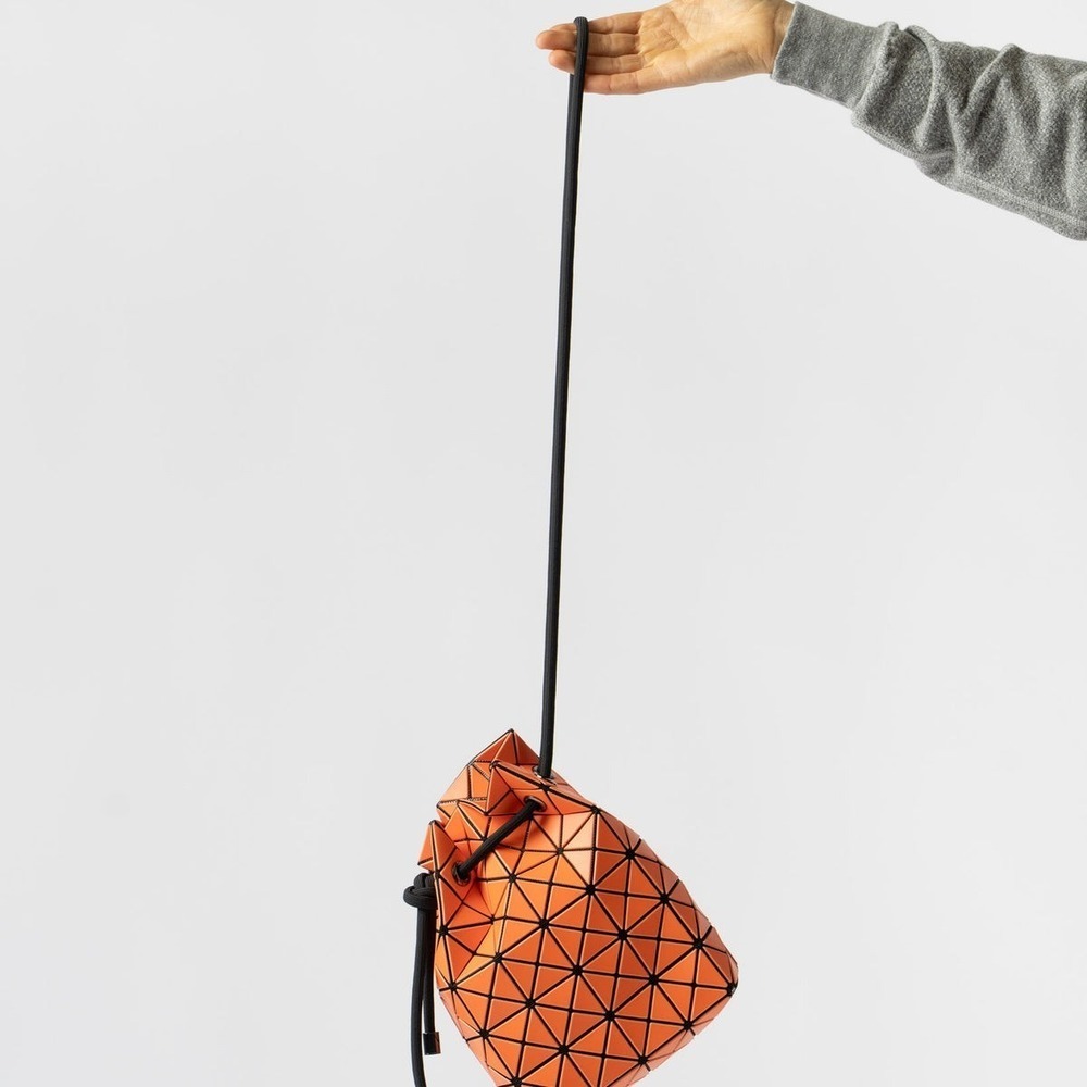 Bao Bao Issey Miyake Wring Matte Orange Bucket Bag, direct from Taipei. Abstract - Picture 4 of 8